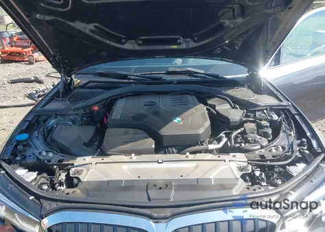 2022 BMW 330I xDrive z USA, uszkodzony, nr VIN 3MW5R7J04N8C60267